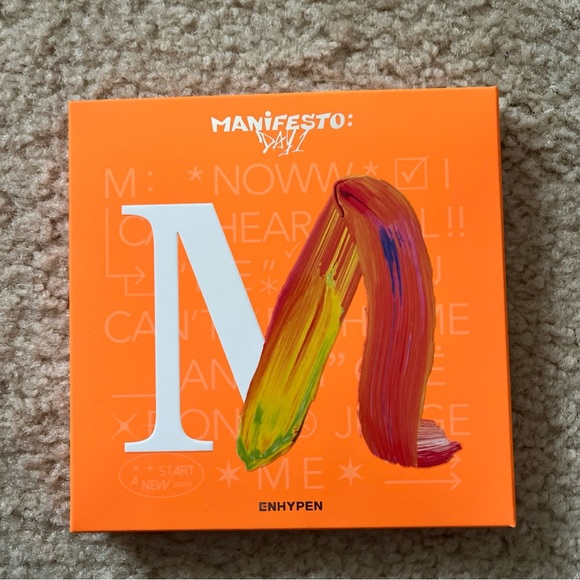 Enhypen Manifesto : Day 1 ENGENE Version “M” w/ CD, Photo Book, Photo Cards, etc - Picture 1 of 8